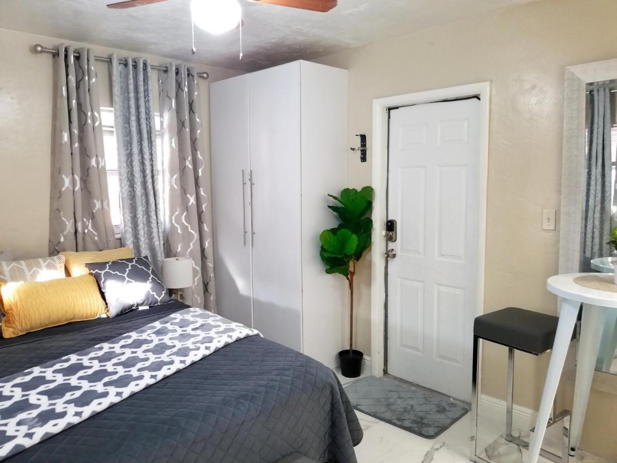 Glam Private Studio 4 Miles From Beach Hollywood Eksteriør billede
